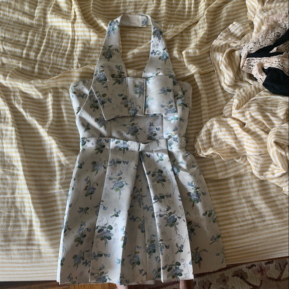 Never Worn Alexander McQueen Halter Party dress - Picture 2 of 7